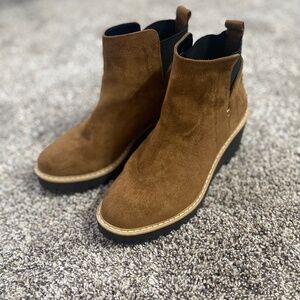 Dolce Vita Rielle Boots size 7